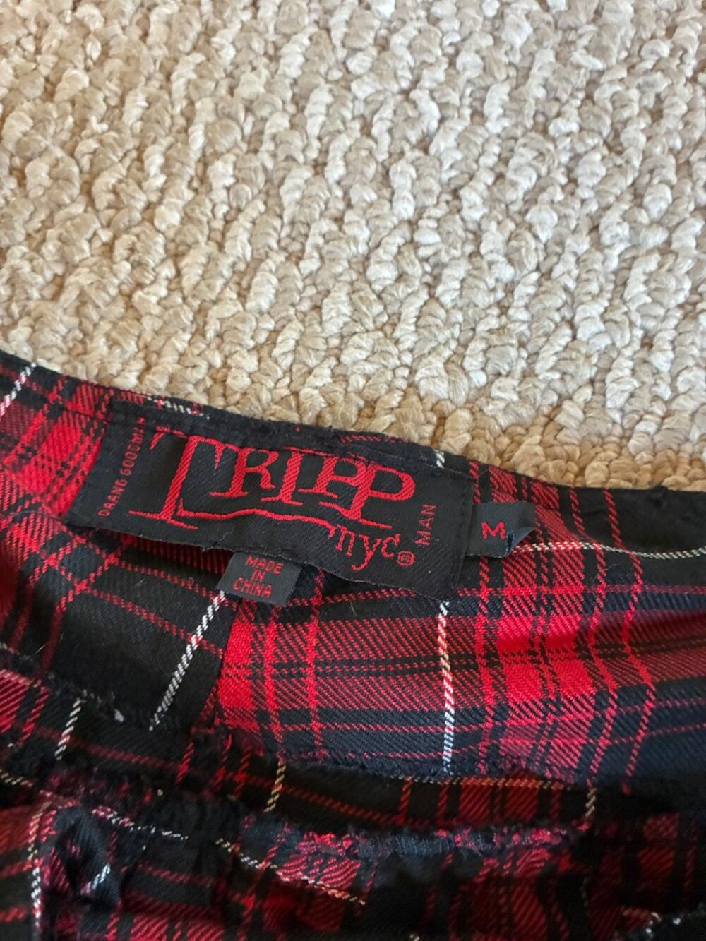 Y2K Tripp NYC Cargo Kilt Skirt Men Sz Medium Red Black Plaid Goth Punk Mall Goth - Picture 2 of 5